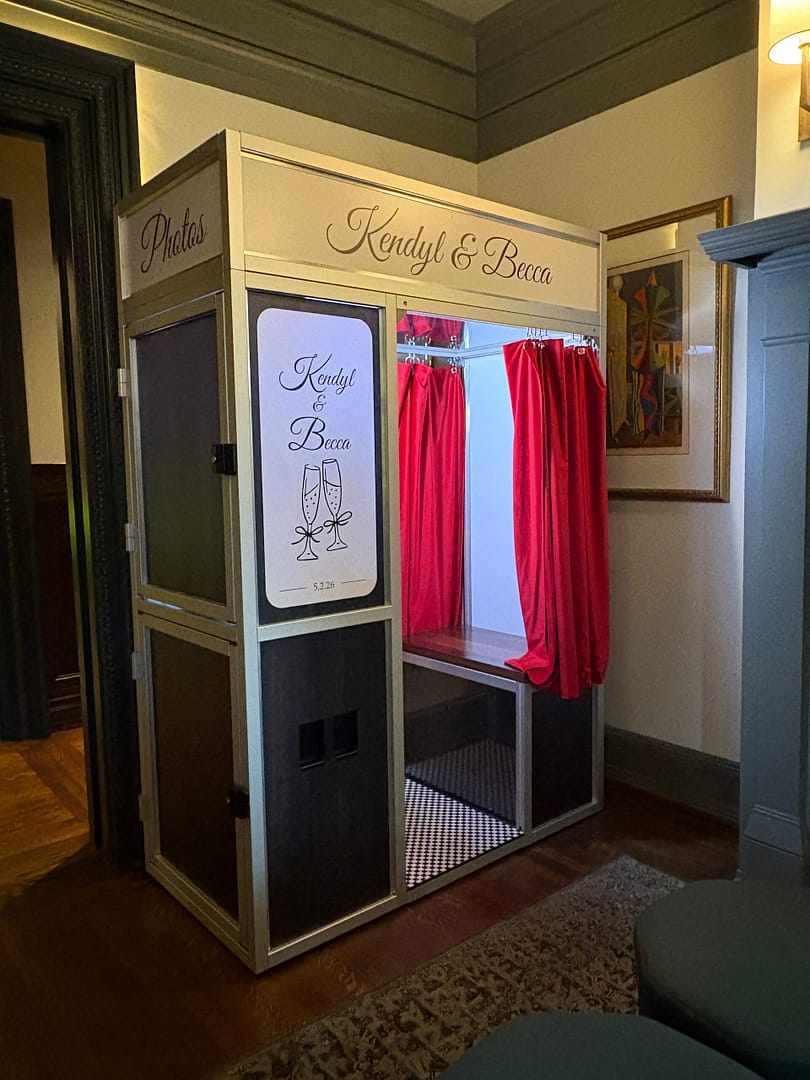 Dark red Fotably Classic Enclosed photo booth